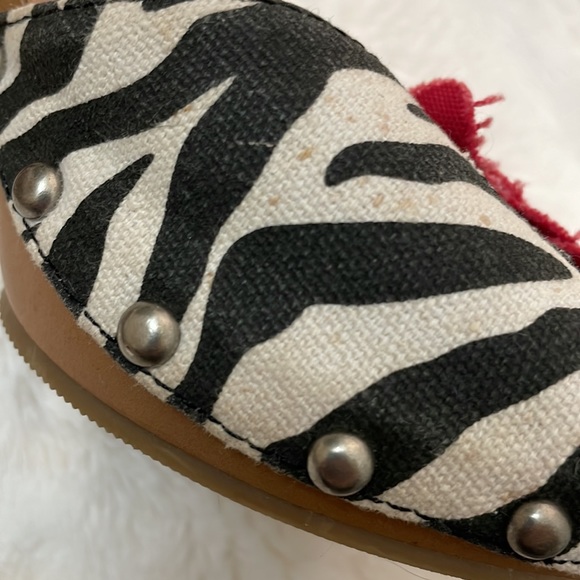 MADDEN GIRL ZEBRA PRINT HEELS - Picture 6 of 6